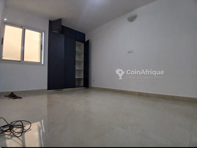 Location appartement à Cocody centre — photo 4