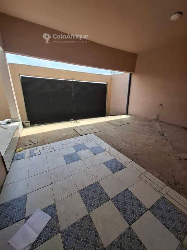 Location villa duplex de 7 pièces à cocody angre château cité orange — photo 3