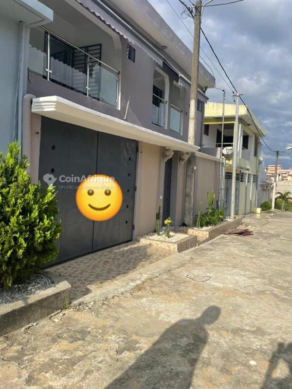 Location villa duplex 6 pièces - Cocody riviera abatta — photo 2