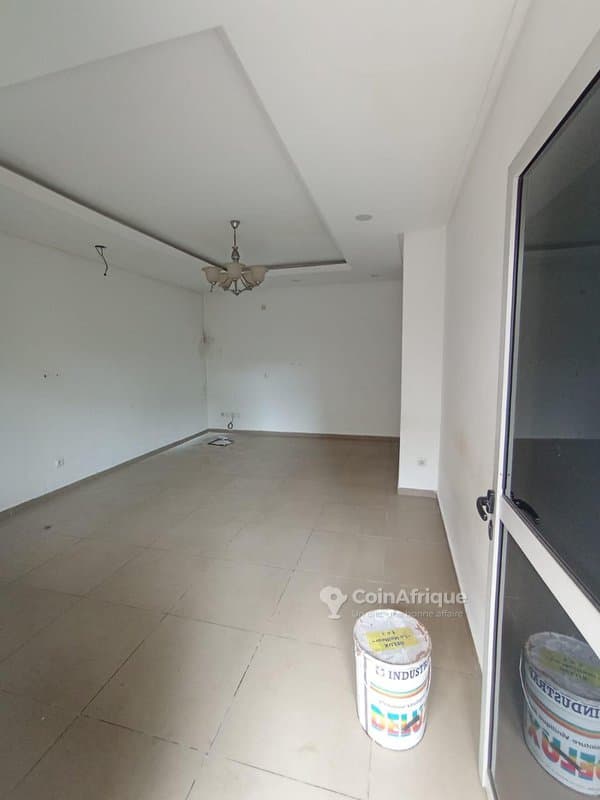 Location appartement 2 pièces - Cocody 2 plateaux vallon — photo 2