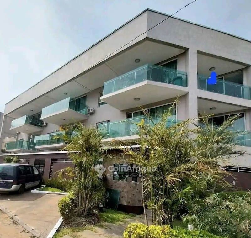 Location appartement 3pièces - Cocody rivera attoban au 2ème étage idéal pour bureau comme habitation