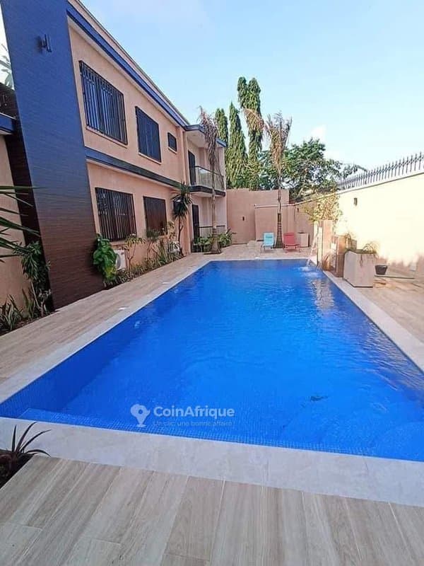 Location appartement 4 pièces - Riviera