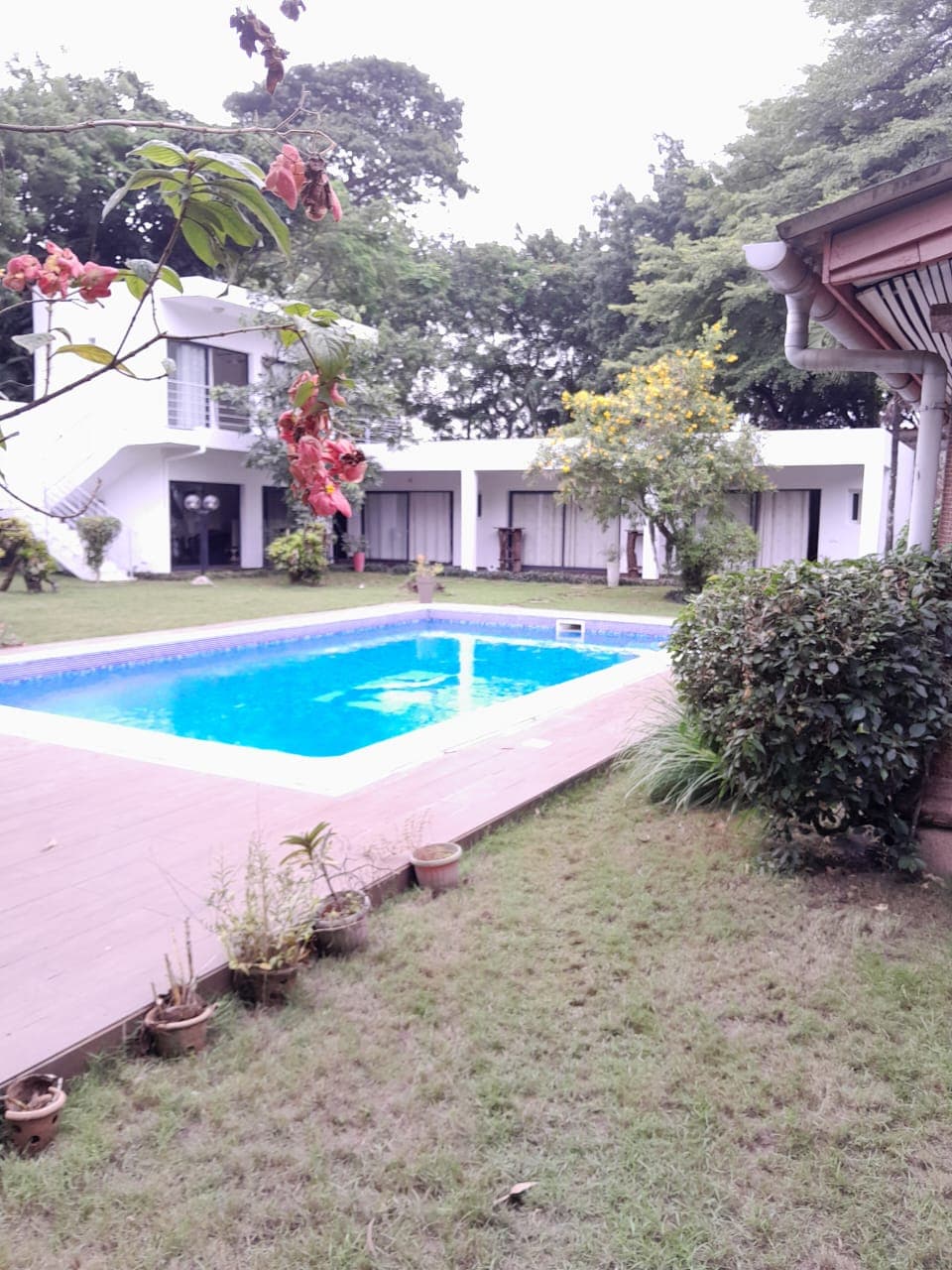 Villa 10 pièces Port-bouet rond point Akwaba - photo 1