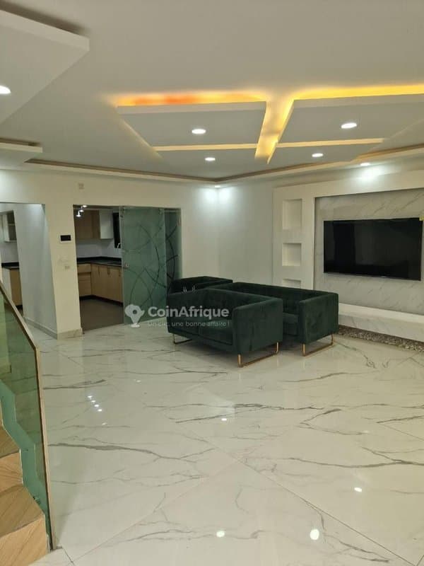 Vente villa duplex 5 pièces - Cocody angre nouveau chu djorobite — photo 4