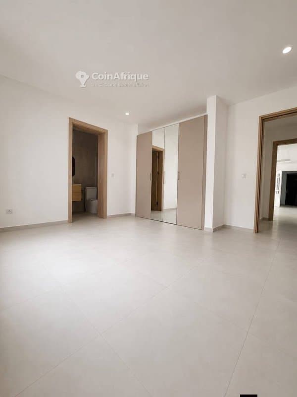 Location appartement 3 pièces à la riviera 4 M badon — photo 3