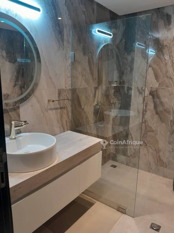 location appartement de standing 5 pièces - cocody riviera golf les jardins — photo 4