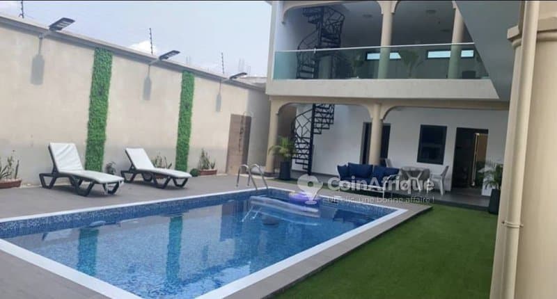Vente villa tiplex 9 pièces à cocody — photo 2