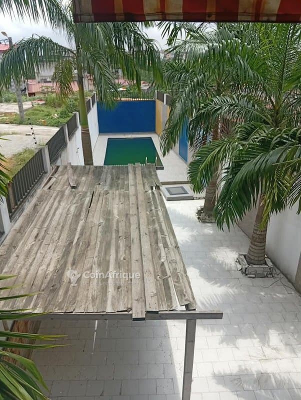 Location villa duplex 5 pièces - Faya