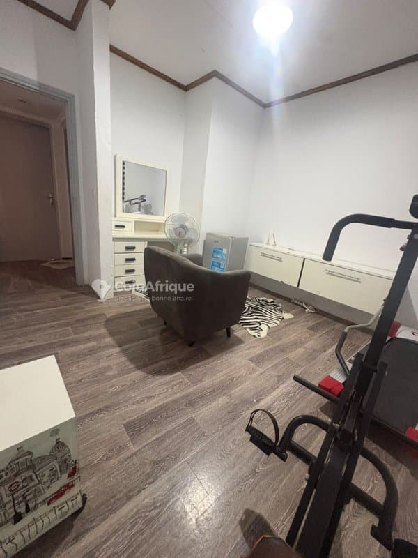 Location appartement - cocody riviera golf les jardins belle villa basse de 5 pièces hyper propre+ 2 dépendances — photo 4