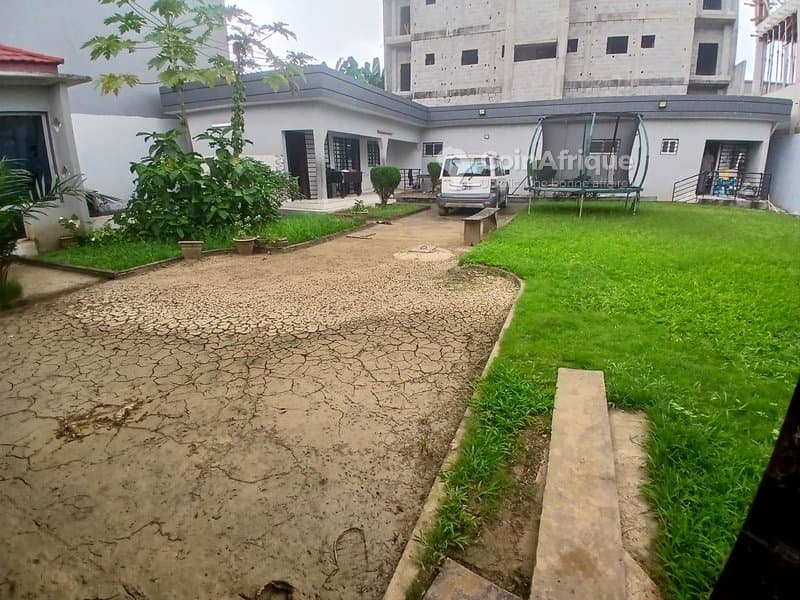 Vente villa 4 pièces à Cocody angré nouveau chu — photo 4