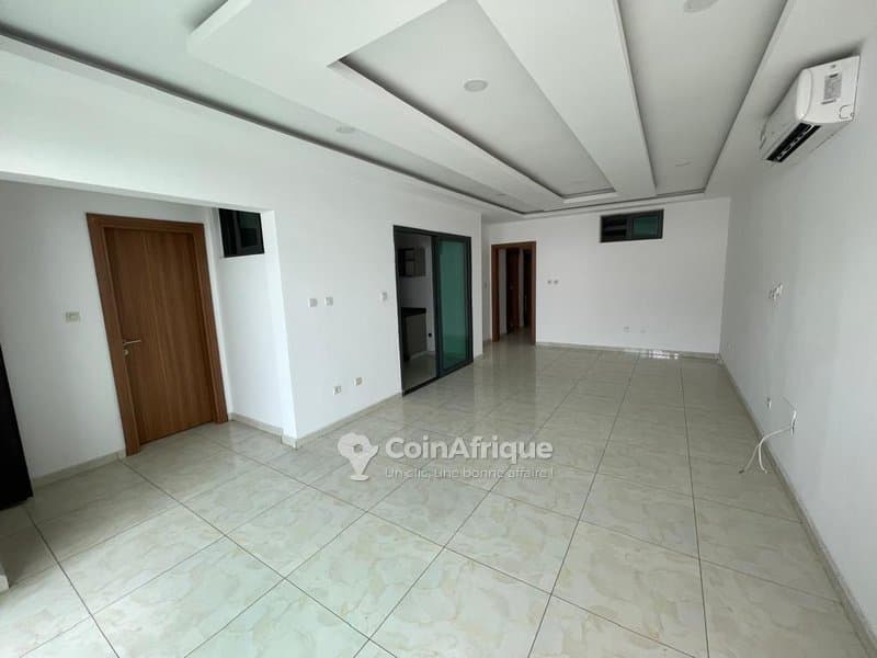 Location appartement standing 4 pièces - Cocody 2 plateaux vallon