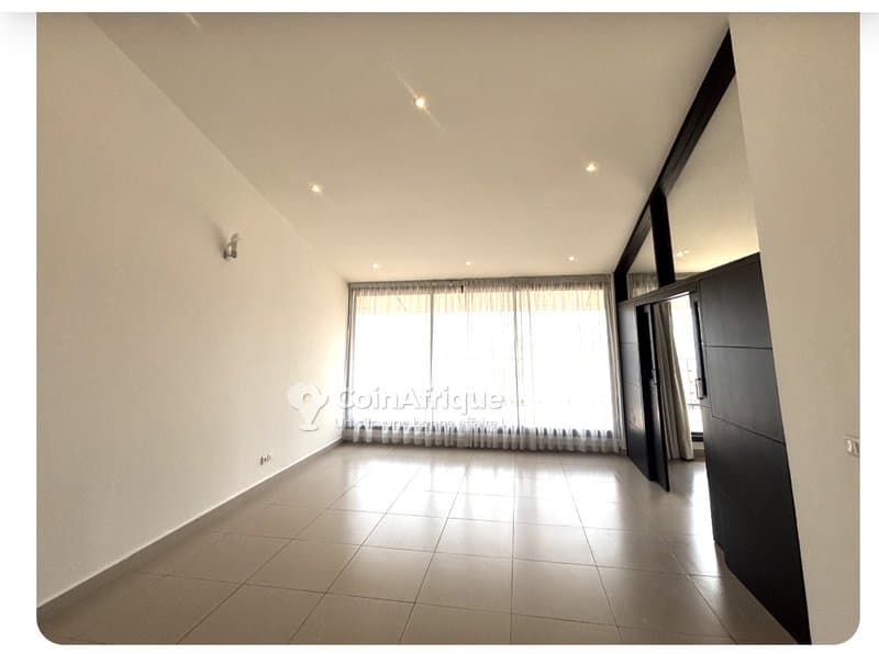 Location appartements 5 pièces - Marcory — photo 3
