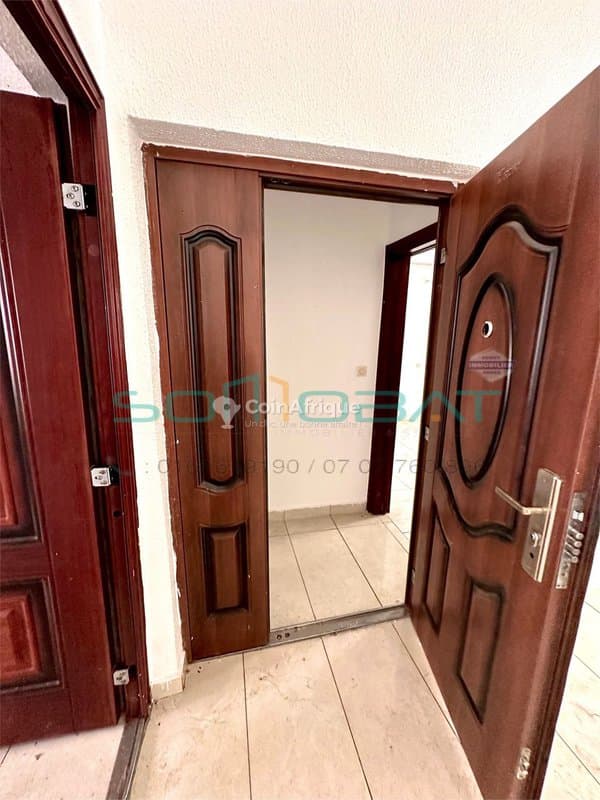 Vente villa basse 4 pièces - Bassam — photo 2