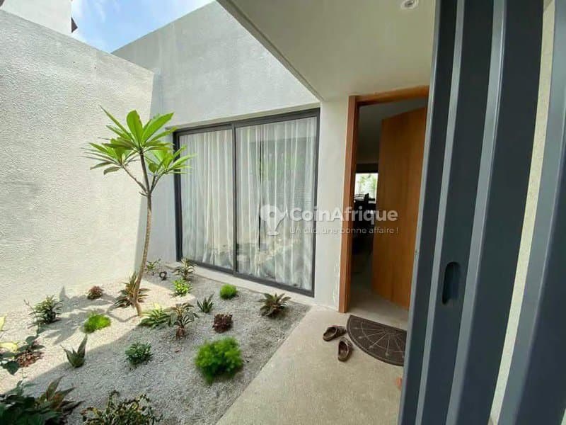 Location villa basse 4 pièces - Riviera 3 — photo 2