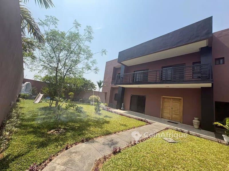 Vente villa haut standing à Cocody Riviéra gofl 4 beverly-hills — photo 3