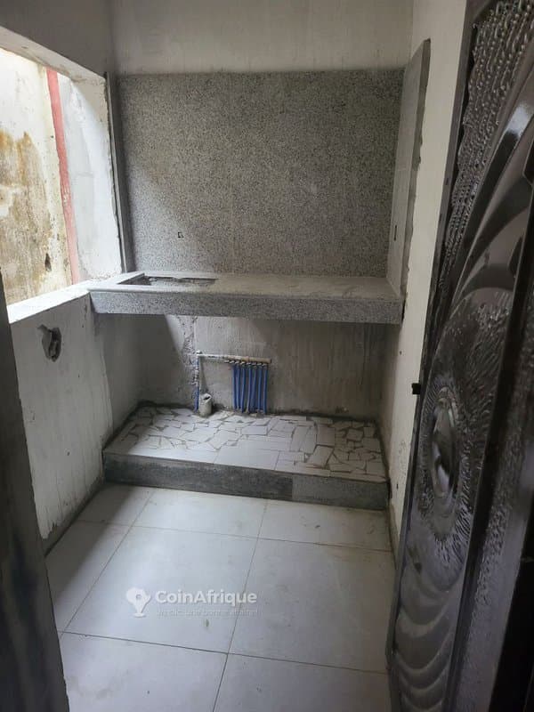 Location appartement 3pièces à vendre situé à Cocody rivera palmeraie saint viateur du 2ème au 3eme étages nouvelle construction livré clé en main — photo 3