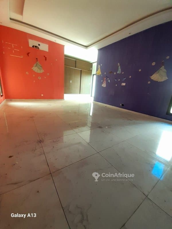 Location villa duplex 5 pièces à Cocody-angré 8ème teanche — photo 4