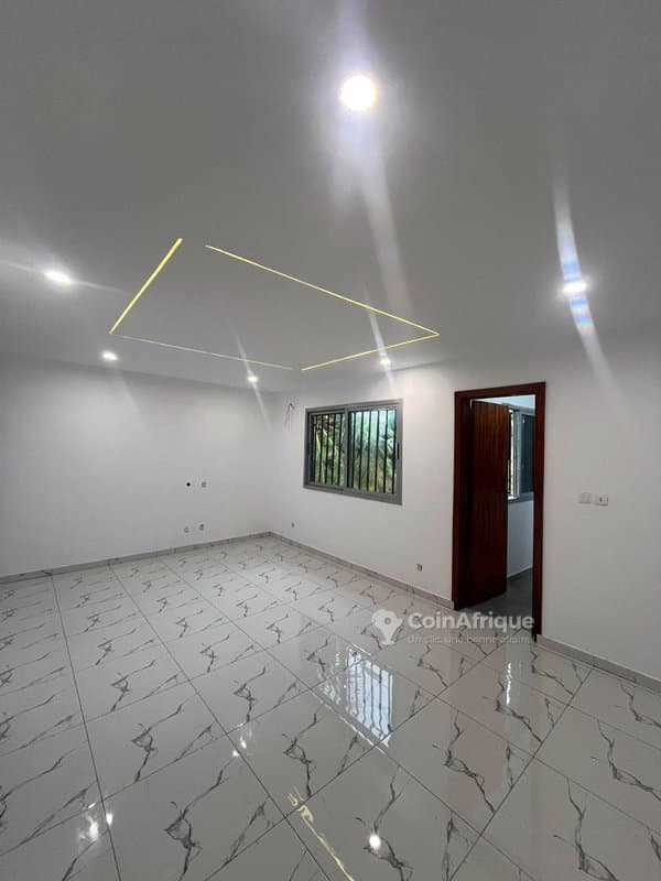 Location appartements 3 pièces - Cocody Vallon — photo 3