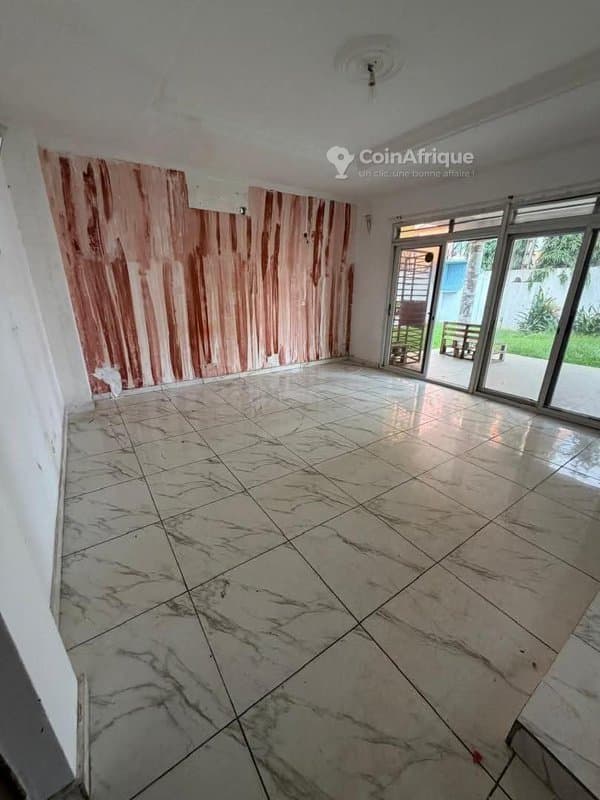 Location villa 8 pièce à Cocody Angre — photo 2