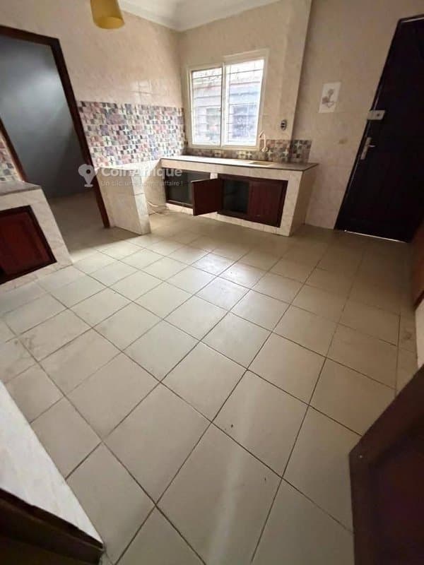 Location villa 8 pièce à Cocody Angre — photo 4