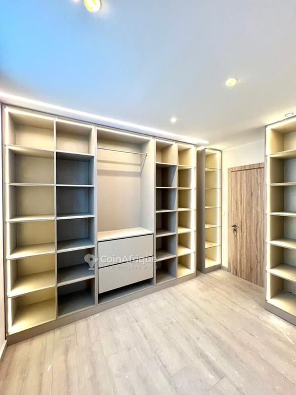 Vente villa duplex 6 pièces avec cour Riviera 4 M'badon — photo 2