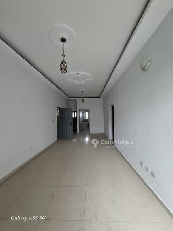 Location appartement 3 pièces à Angre 8è tranche — photo 5