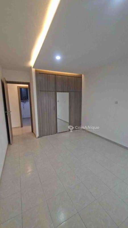 Location appartements 5 pièces - Cocody rivera golf — photo 3