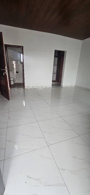 Location villa 4 pièces à Bingerville — photo 4