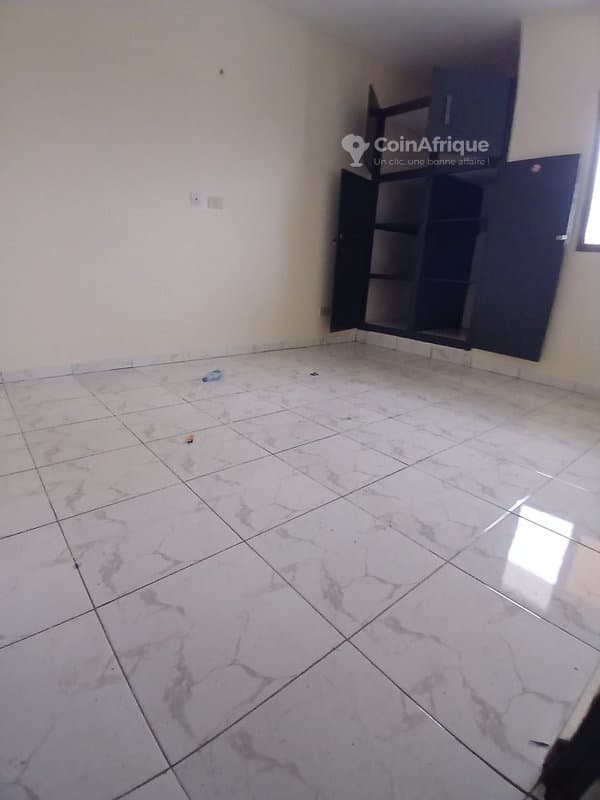 Location studio américain à Angre djorogobii 1 — photo 3