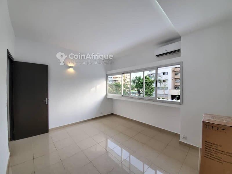 Location appartement 3 pièces - Riviera gokf — photo 2