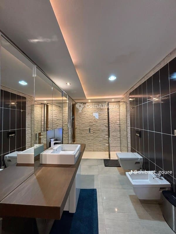 Location villa duplex meublé 5 pièces avec piscine à Cocody-angré 8ème tranche — photo 3