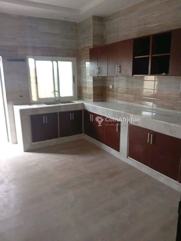 Location villa duplex 7pièces - Bingerville feh késsé oribat 2 — photo 3