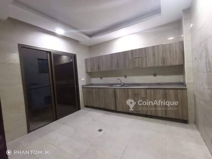 location appartements 4 pièces non loin abidjan mall avec ascenseur- cocody — photo 5