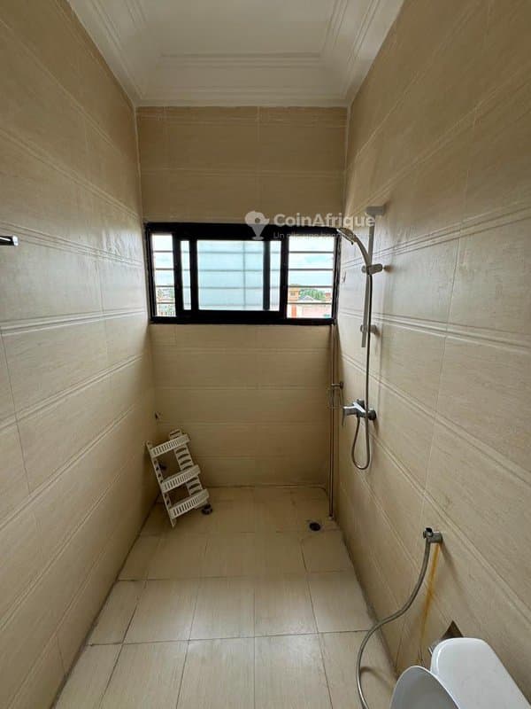 Location appartement de standing 4 pièces - cocody 2 plateaux farandole — photo 4