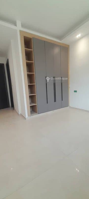 Location villa duplex 7 pièces - Cocody Riviera — photo 5