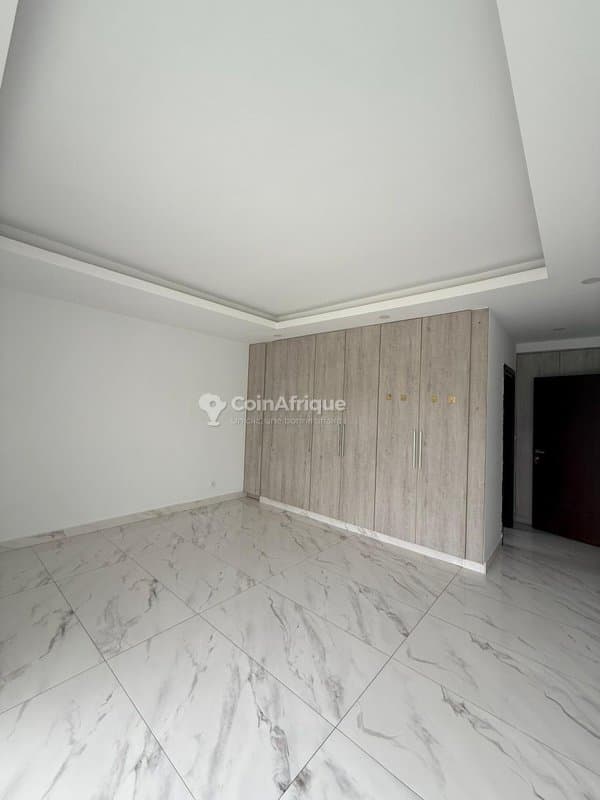 Location appartement -,Mermoz — photo 3