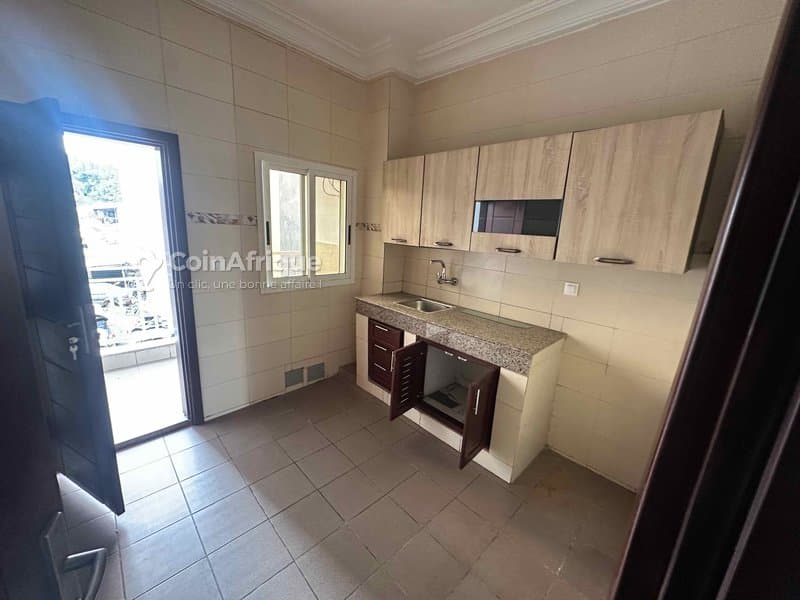 Location appartements 3 pièces - Cocody — photo 2