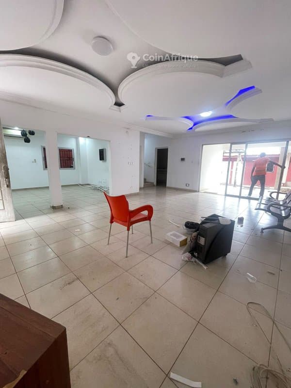 Location villa duplex 5 pièces | Cocody centre sofitel Cocody centre — photo 4