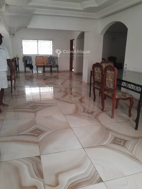 Vente villa duplex 10 pièces - Cocody- Riviera zone — photo 2