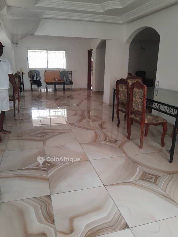 Vente villa duplex 10 pièces - Cocody- Riviera zone — photo 3