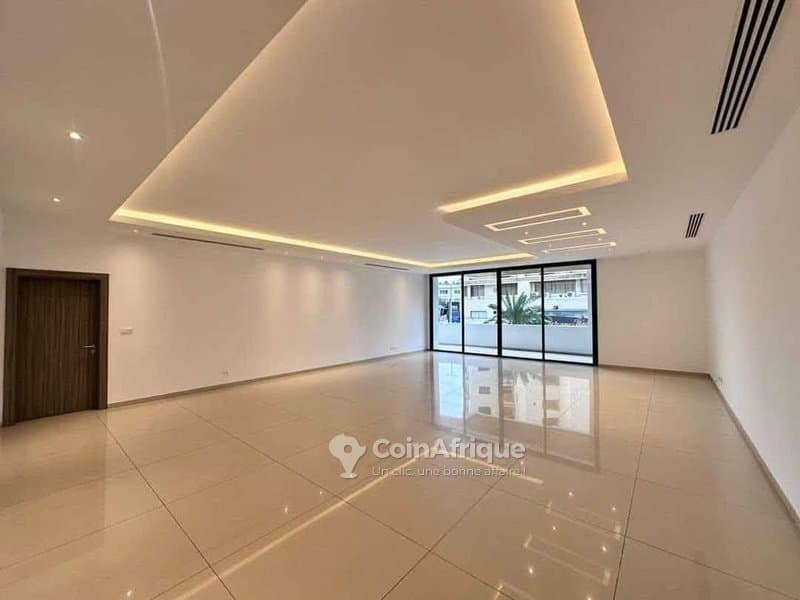 Location appartement 4 pièces à Cocody Danga — photo 2