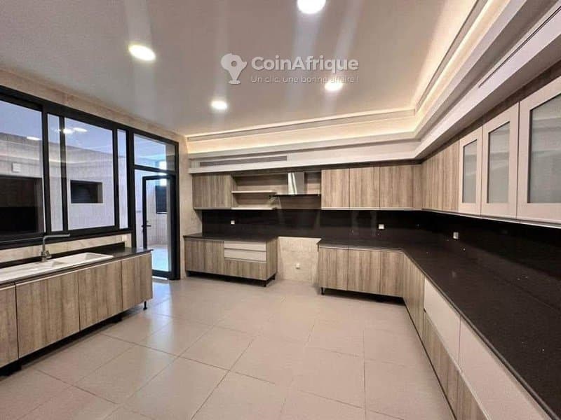 Location appartement 4 pièces à Cocody Danga — photo 4