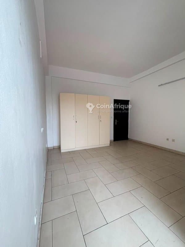 Location appartement standing 4 pièces - Cocody 2 Plateaux 8eme tranche — photo 4