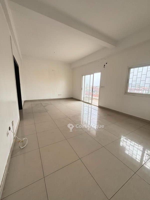 Location appartement standing 4 pièces - Cocody 2 plateaux 8eme tranche — photo 5