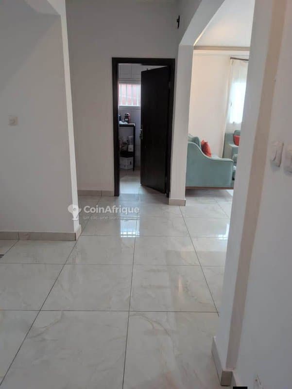 Location villa basse 5 pièces à marcory — photo 4