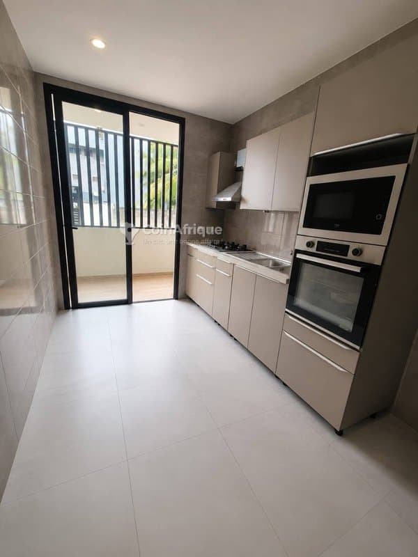 Location appartements 03 pièces - Cocody Riviera M’badon — photo 4