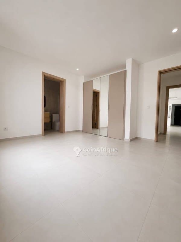 Location appartements 03 pièces - Cocody Riviera M’badon — photo 5