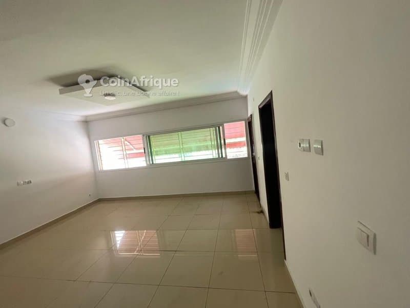 Location villa 6 pièces à Cocody-Angré — photo 5