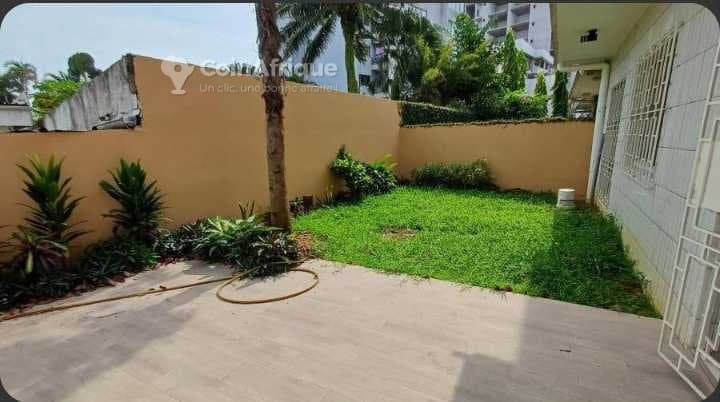 Location villa 5 pièces - Marcory résidentiel — photo 2