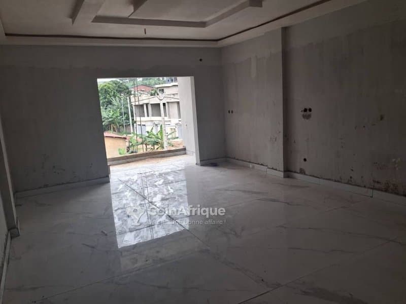 VENTE IMMEUBLE NEUF R+2 À COCODY-RIVIERA PALMÉRAIE — photo 5